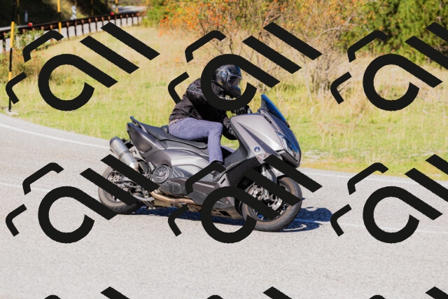 202509201141-_04A0904_c3