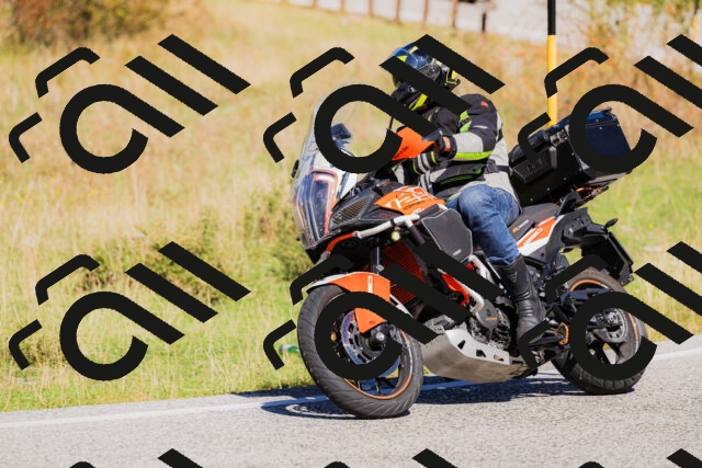 202509201148-_04A0929_c3