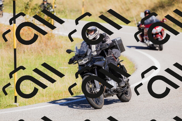 202509201148-_04A0931_c3