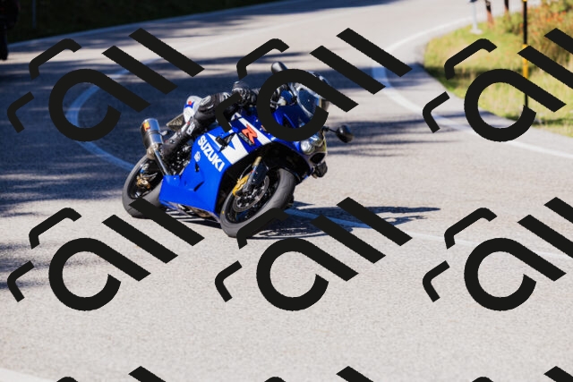 202509201149-_04A0940_c3