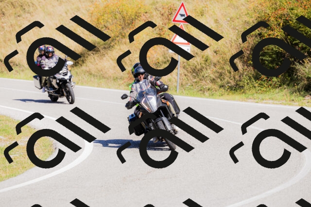 202509201150-_04A0953_c3