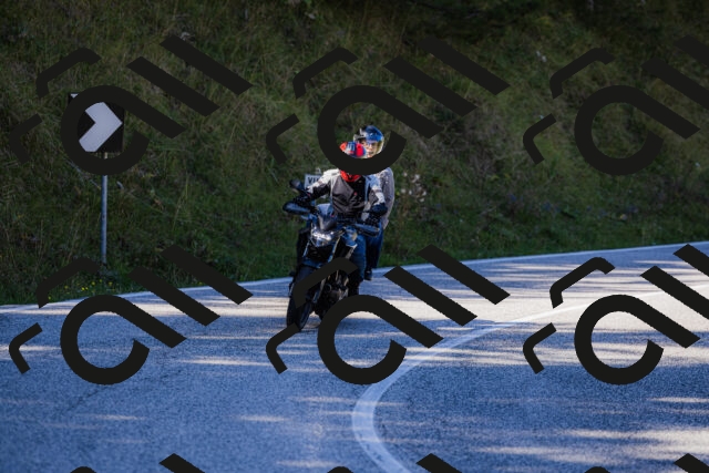 202509201152-_04A0984_c3