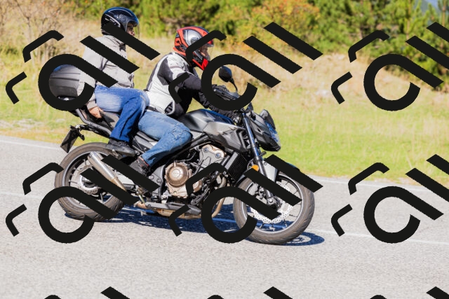 202509201152-_04A0986_c3