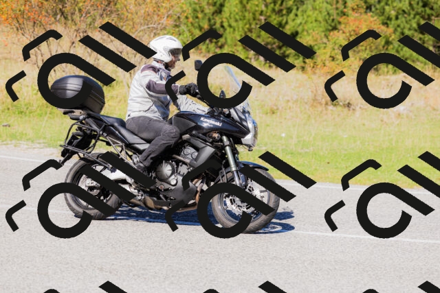 202509201152-_04A0987_c3