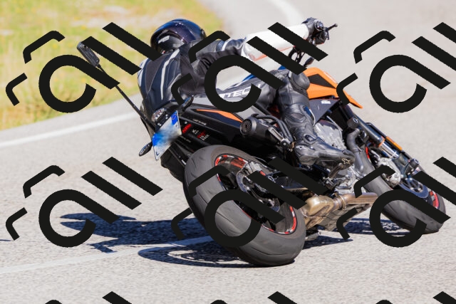 202509201155-_04A1014_c3