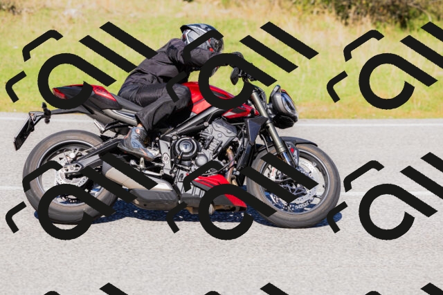 202509201157-_04A1032_c3