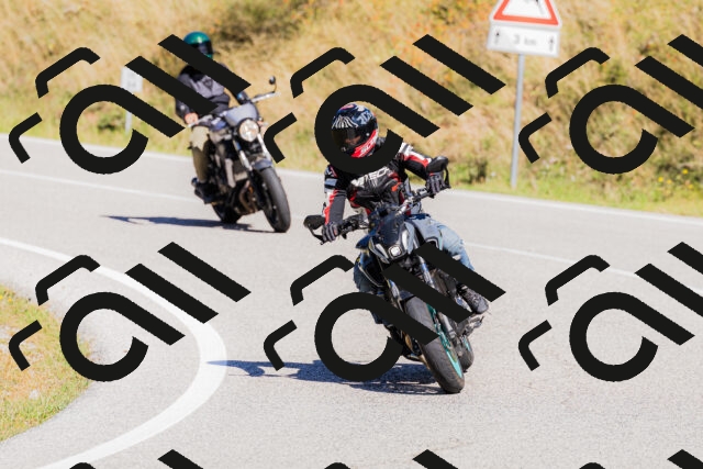 202509201201-_04A1119_c3