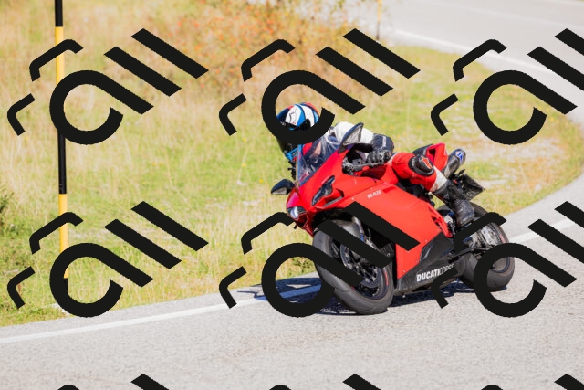 202509201202-_04A1127_c3