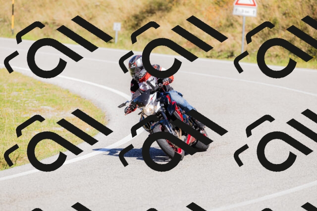 202509201209-_04A1209_c3