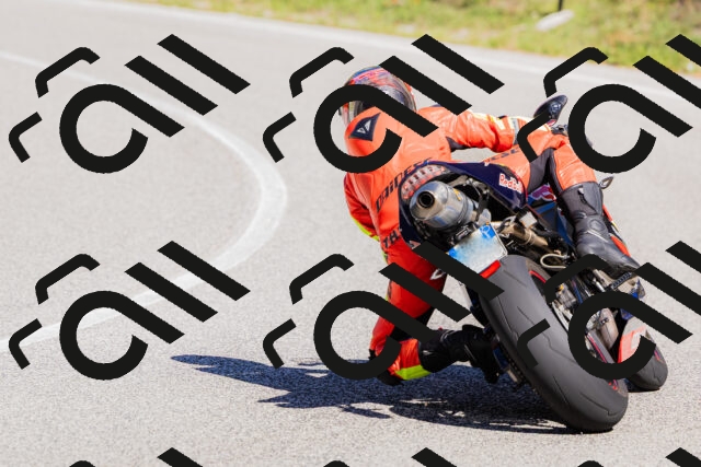 202509201212-_04A1250_c3