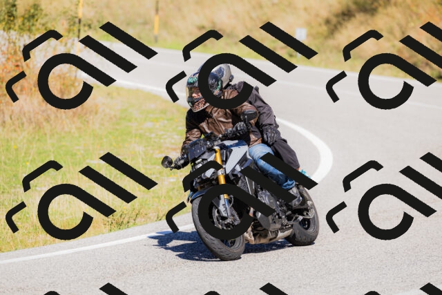 202509201228-_04A1360_c3