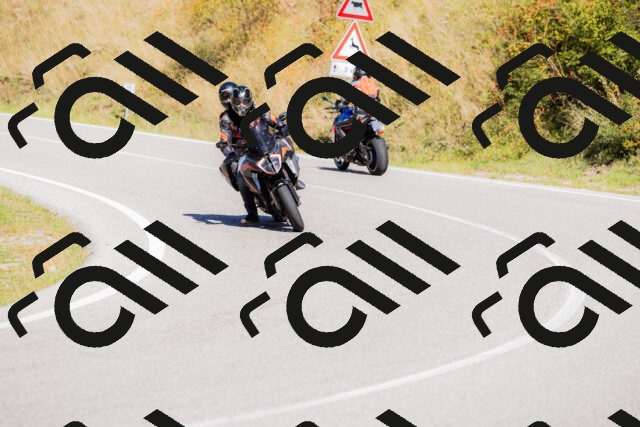 202509201235-_04A1417_c3