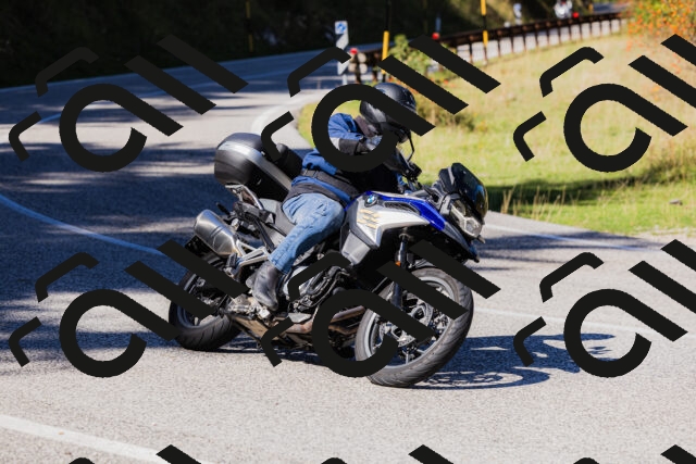 202509201235-_04A1423_c3