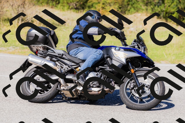 202509201235-_04A1424_c3