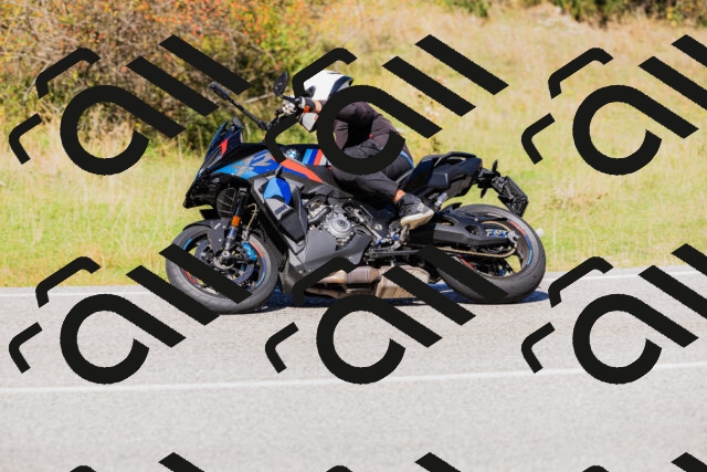 202509201238-_04A1444_c3