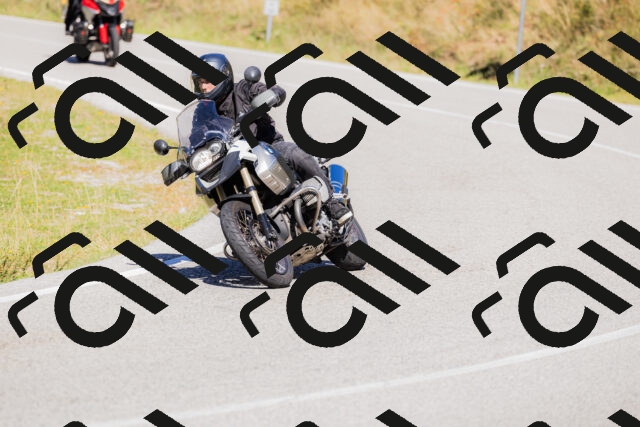 202509201238-_04A1451_c3