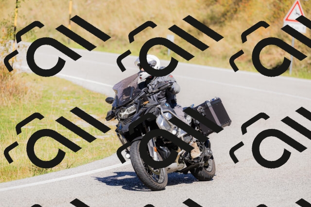 202509201241-_04A1475_c3