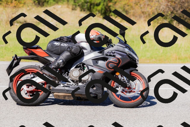 202509201242-_04A1479_c3