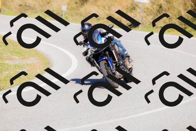 202509201242-_04A1493_c3