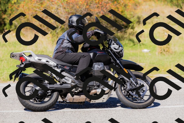 202509201243-_04A1508_c3