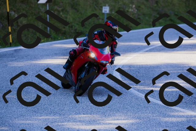 202509201243-_04A1514_c3