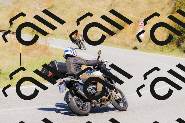 202509201244-_04A1518_c3