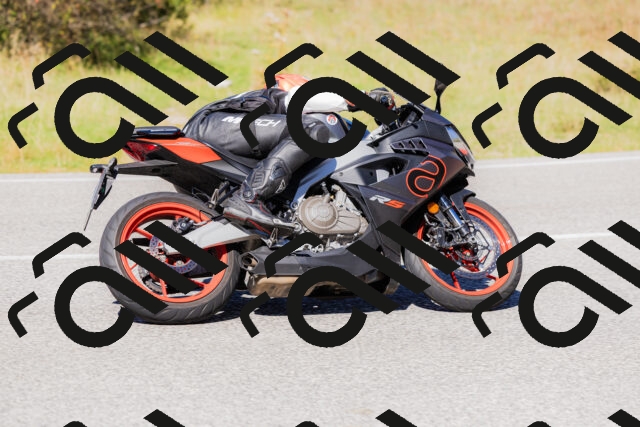 202509201247-_04A1550_c3