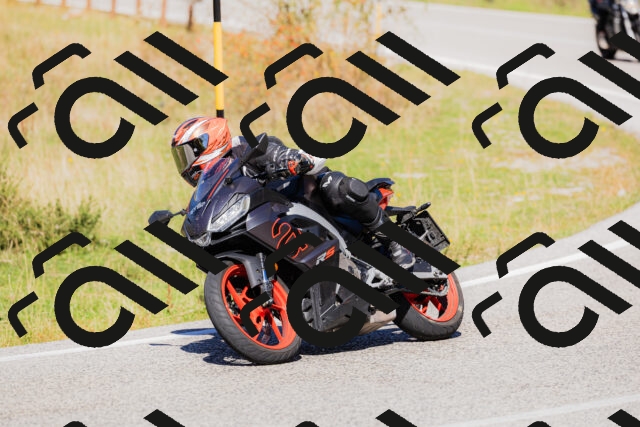 202509201248-_04A1560_c3