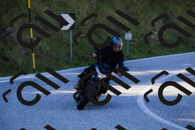 202509201250-_04A1575_c3