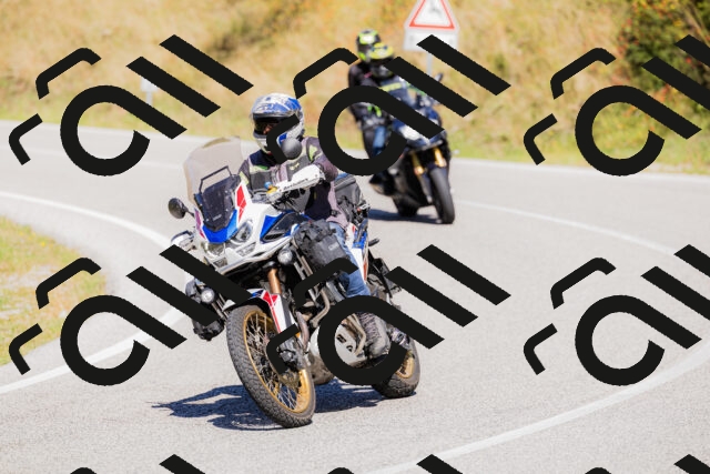 202509201250-_04A1585_c3