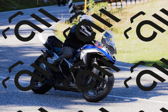 202509201253-_04A1595_c3