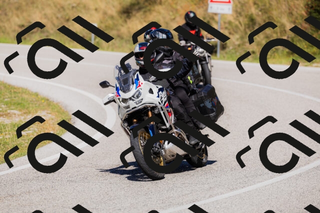 202509201301-_04A1637_c3