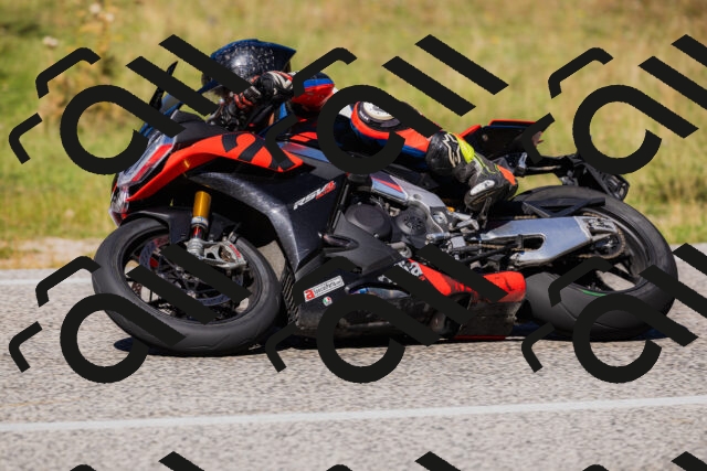 202509201305-_04A1685_c3