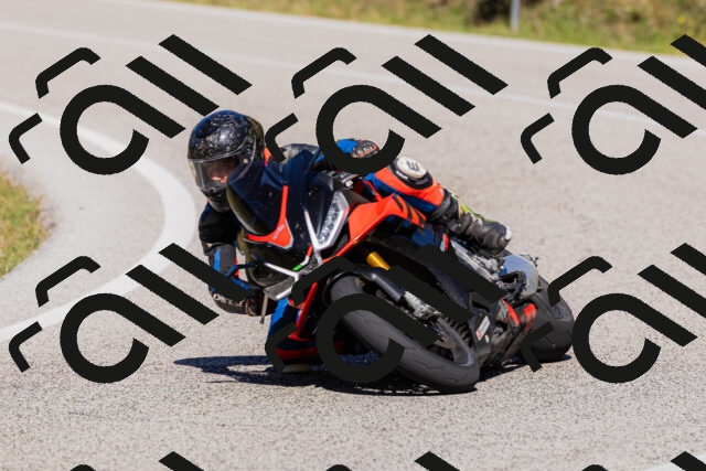 202509201307-_04A1722_c3