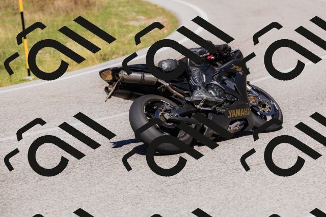 202509201310-_04A1782_c3