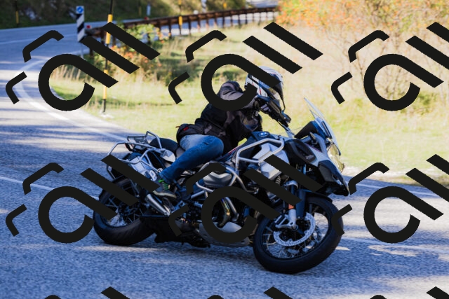 202509201321-_04A1844_c3