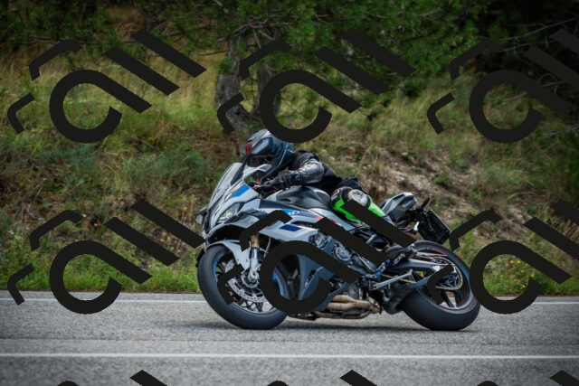 202509141013-DSC04010_c1_