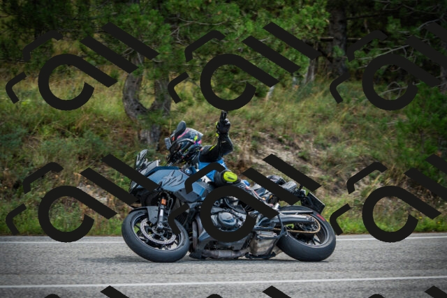 202509141017-DSC04069_c1_