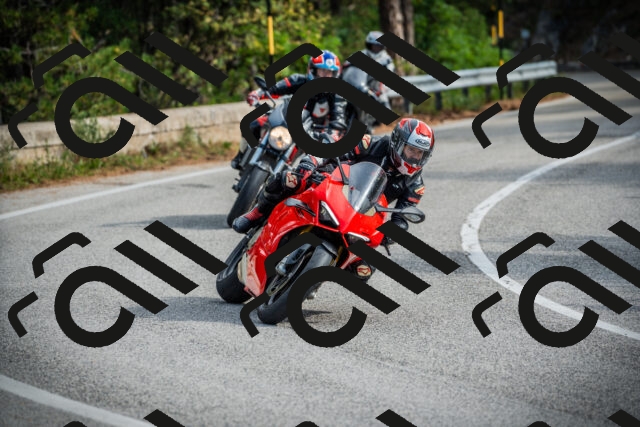 202509141028-DSC04219_c1_