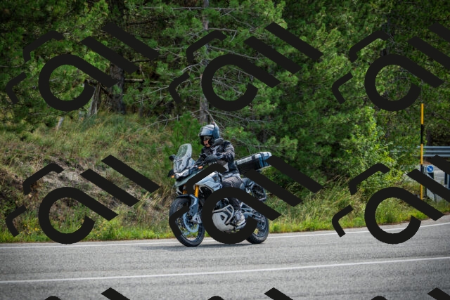 202509141028-DSC04239_c1_