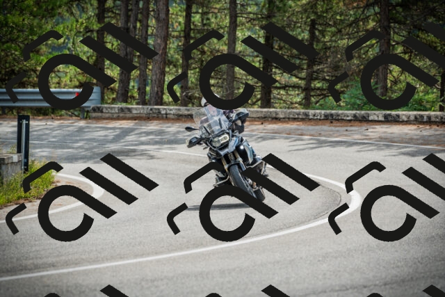 202509141041-DSC04383_c1_