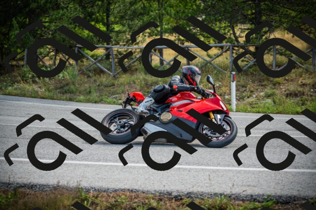 202509141044-DSC04424_c1_