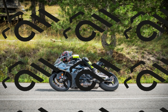 202509141103-DSC04774_c1_