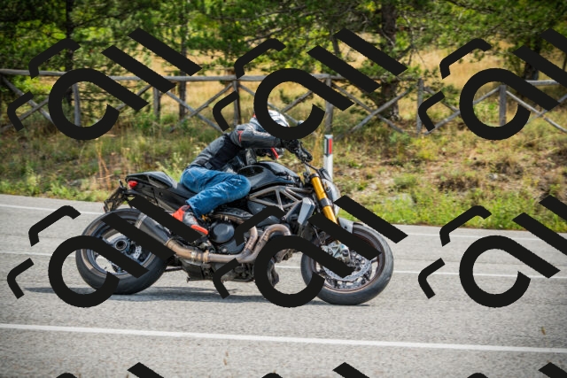 202509141104-DSC04779_c1_