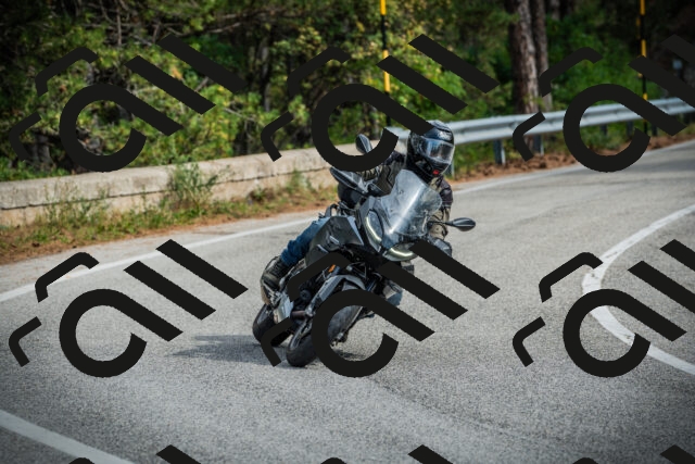 202509141105-DSC04794_c1_