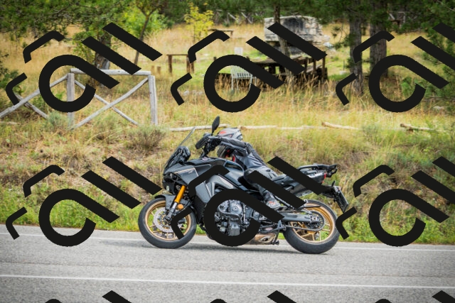 202509141142-DSC05246_c1_