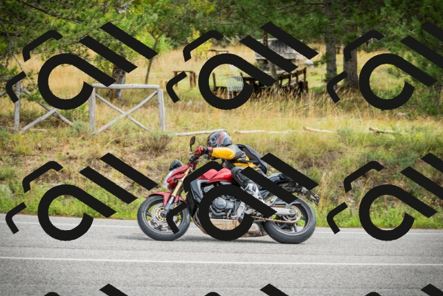 202509141151-DSC05370_c1_