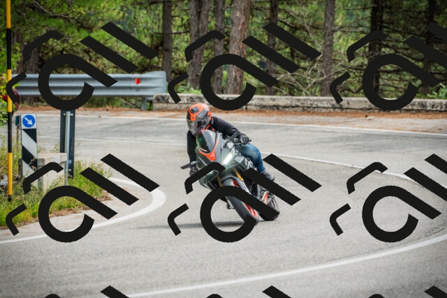 202509141203-DSC05624_c1_