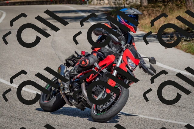 202509201343-DSC_2941_c4_