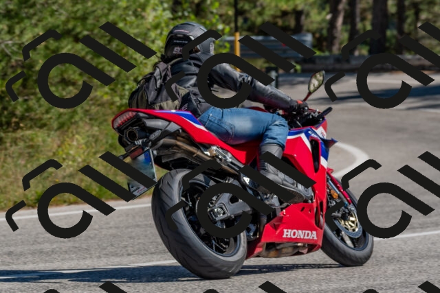 202509201344-DSC_2962_c4_